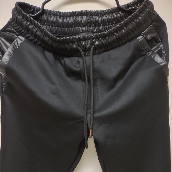 Prada sweatpants - Picture 9 of 9